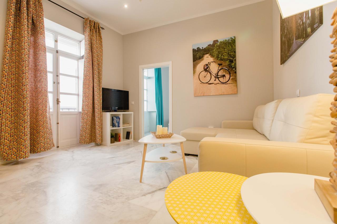 Apartamento La Casa Del Almirante Cádiz Exterior foto